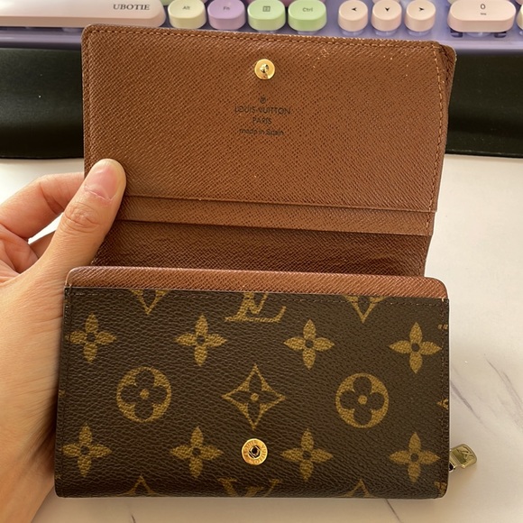 Louis Vuitton wallet - Picture 3 of 7
